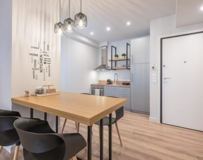 Urban & Spacious Apartment